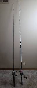 lot 901 image: Pair of Fishing Rod and Reel Combos