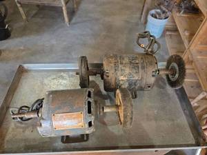 lot 1018 image: Double-Ended Bench Grinders - Both power on