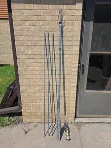 lot 1031 image: Channel Master CB Antenna with Multiple Rod Elements