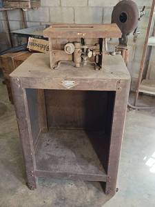 lot 1100 image: Craftsman Storage Cabinet with Mountable Table Saw (no motor)
