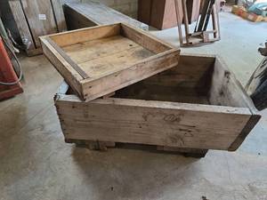 lot 1113 image: Wooden Storage Boxes with Hinged Lids, 2-Piece Lot