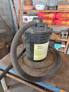 lot 1126 image: Shop-Vac 1.25 Peak H.P. WetDry Vacuum with Hose (Attached to 5 Gallon Bucket)