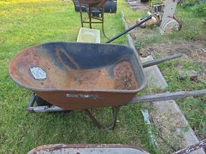 lot 1203 image: True Temper Contractor Grade Wheelbarrow 8 cu. ft.