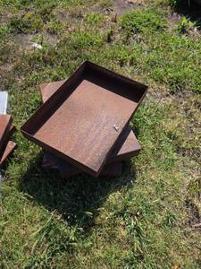 lot 1221 image: Metal Rectangular Open-Top Trays with Raised Legs Lot of 2
