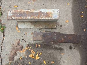 lot 1242 image: Metal for Use as Anvil