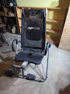 lot 1528 image: AB Lounge XL Abdominal Exercise Machine