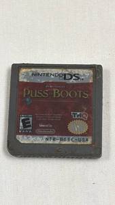lot 66 image: Nintendo DS Puss in Boots NTR-B6SE-USA