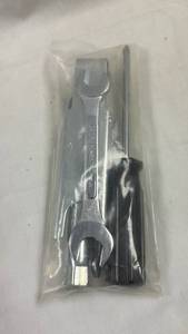 lot 87 image: 284924 Accessory Tool Kit Made in China