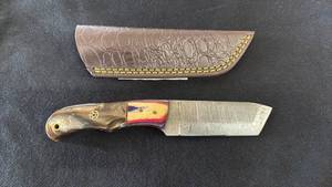 lot 5 image: Damascus Steel Knife with Wood Handle and Sheath