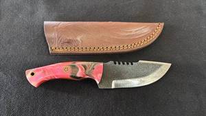 lot 10 image: Fixed Blade Knife Pink Handle with Leather Sheath