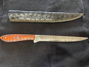 lot 18 image: Fillet Knife with Crocodile-Textured Sheath and Orange Handle