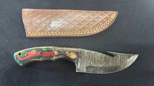 lot 48 image: Damascus Steel Knife Red Green Handle with Leather Sheath