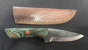 lot 49 image: Fixed Blade Knife with Green Resin Handle and Leather Sheath