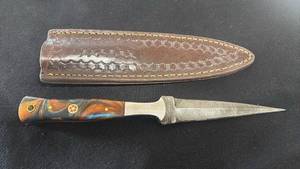 lot 51 image: Damascus Blade Knife with Wood Handle and Leather Sheath
