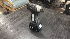 lot 87 image: Makita XDT15 18V Brushless Impact Driver with 3.0Ah Battery