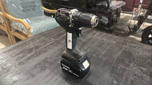 lot 91 image: Makita XFD15 18V Brushless 12 Drill Driver with 4.0Ah Battery