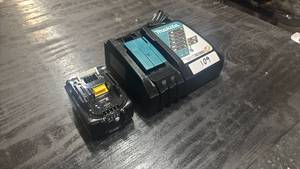 lot 109 image: Makita 18V Lithium-Ion 5.0Ah Battery and DC18RC Charger
