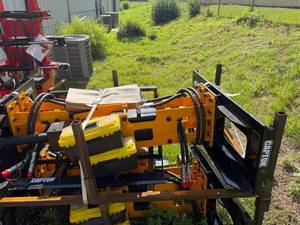 lot 8398 image: Unused CAPTOK Skid Steer Breaker (CK-P680)