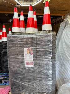lot 8267 image: Unused Safety Traffic Cones - Lot of 250 (TSC)