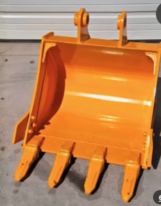 lot 8427 image: Unused CAPTOK CAT305 Excavator Bucket