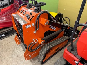lot 8364 image: Unused CAPTOK Skid Steer Loader (CK36C)