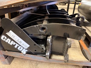 lot 8368 image: Unused CAPTOK QTY (8) Excavator Attachment