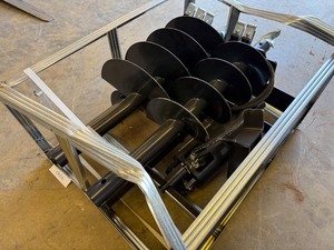 lot 8165 image: Unused JCT Skid Steer Hydraulic Auger Drive & Bits
