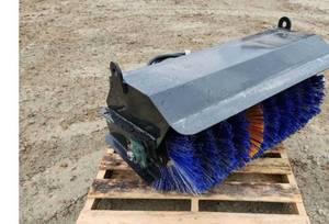 lot 8286 image: Unused SD Lanch Angle Sweeper (Mini Skid Steer Attachment)