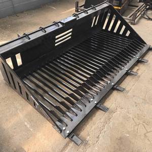 lot 8419 image: Unused CAPTOK Mini Skid Steer Rock Bucket (CK-RB44)
