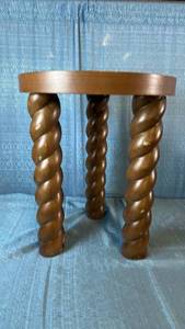 lot 2029 image: ORC Braided Side Table T2524 Model 249-16-0063