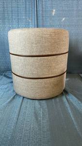 lot 2039 image: ORC Catalina Round Ottoman