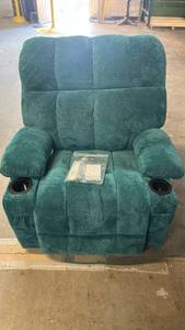 lot 8033 image: Ultra Comfort Oversized Massage Recliner Chair with Heat in Teal Color