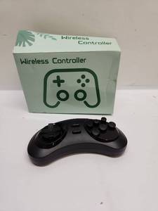 lot 18 image: Wireless Controller with D-Pad, Analog Sticks, Menu and Start Buttons