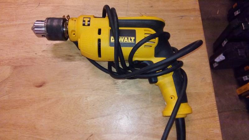 lot 3997 image: 7-Amp 12 in. Single Speed Hammer Drill