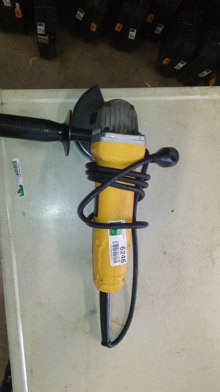 lot 6246 image: 4-12 (115MM) SMALL ANGLE GRINDER