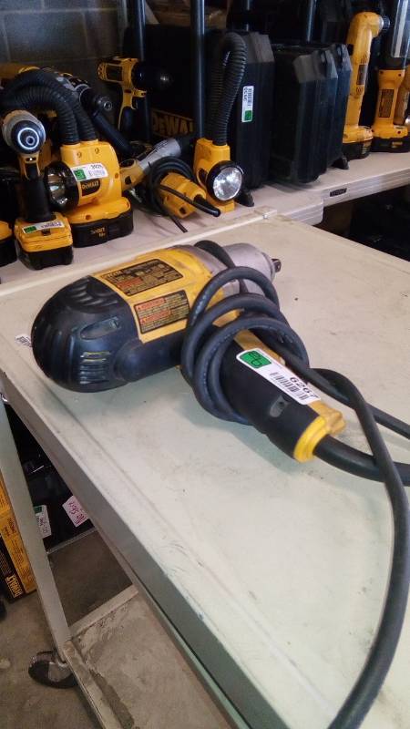 lot 6267 image: 12 (13MM) IMPACT WRENCH WITH DETENT PIN ANVIL