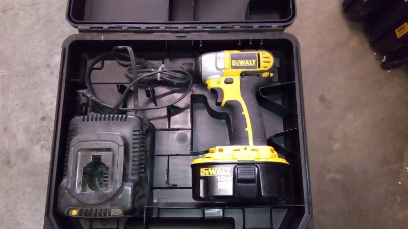 lot 6286 image: 14 (6.35MM) 18V CORDLESS XRP IMPACT DRIVER KIT (W. SINGLE BATTERY)