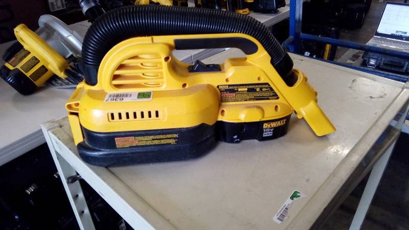 lot 6367 image: 18V CORDLESS 12 GALLON WETDRY PORTABLE VAC. Battery Included.