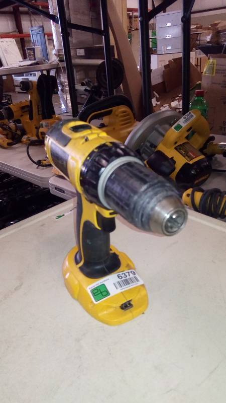 lot 6379 image: 18V 12 (13MM) CORDLESS COMPACT DRILLDRIVER