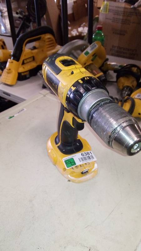 lot 6381 image: 18V 12 (13MM) CORDLESS COMPACT HAMMERDRILL