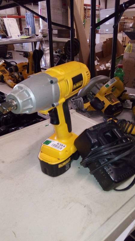 lot 6384 image: 12 (13MM) 18V CORDLESS IMPACT WRENCH