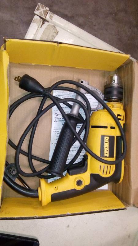 lot 6429 image: 7-Amp 12 in. Single Speed Hammer Drill