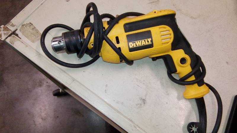 lot 6434 image: 12 SINGLE SPEED HAMMER DRILL