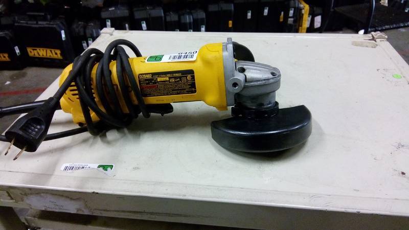 lot 6450 image: DEWALT 4-12-in 10-Amp Paddle Switch Corded Angle Grinder