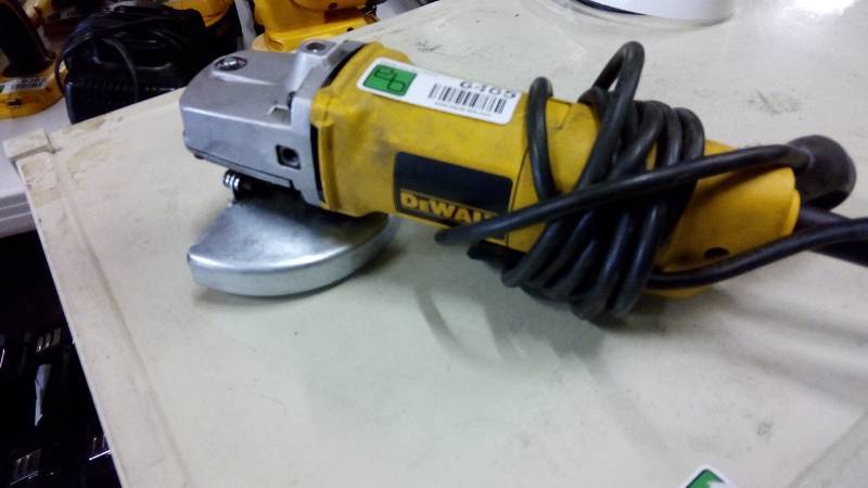 lot 6465 image: 4-12 (115MM) SMALL ANGLE GRINDER