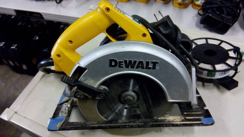 DEWALT Corded Circular Saw DW359 7 1 4