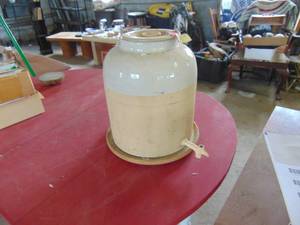 lot 3008 image: Crock Water Jug 3 gallon 