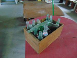 lot 3043 image: Wooden Crate with Pop Bottles