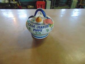 lot 3056 image: Crock hand Painted Water Vessel 