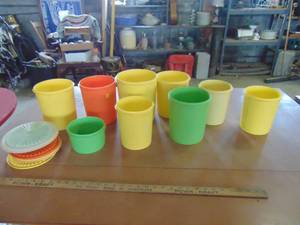 lot 3064 image: Assorted Tupperware Containers